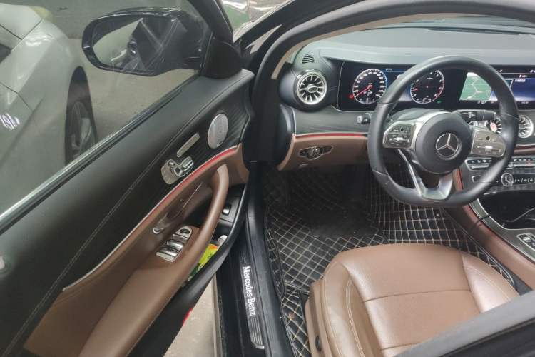 Used Mercedes-Benz E-Class 2019 Restyled E 300 L Sporty and Stylish Edition Driver Seat