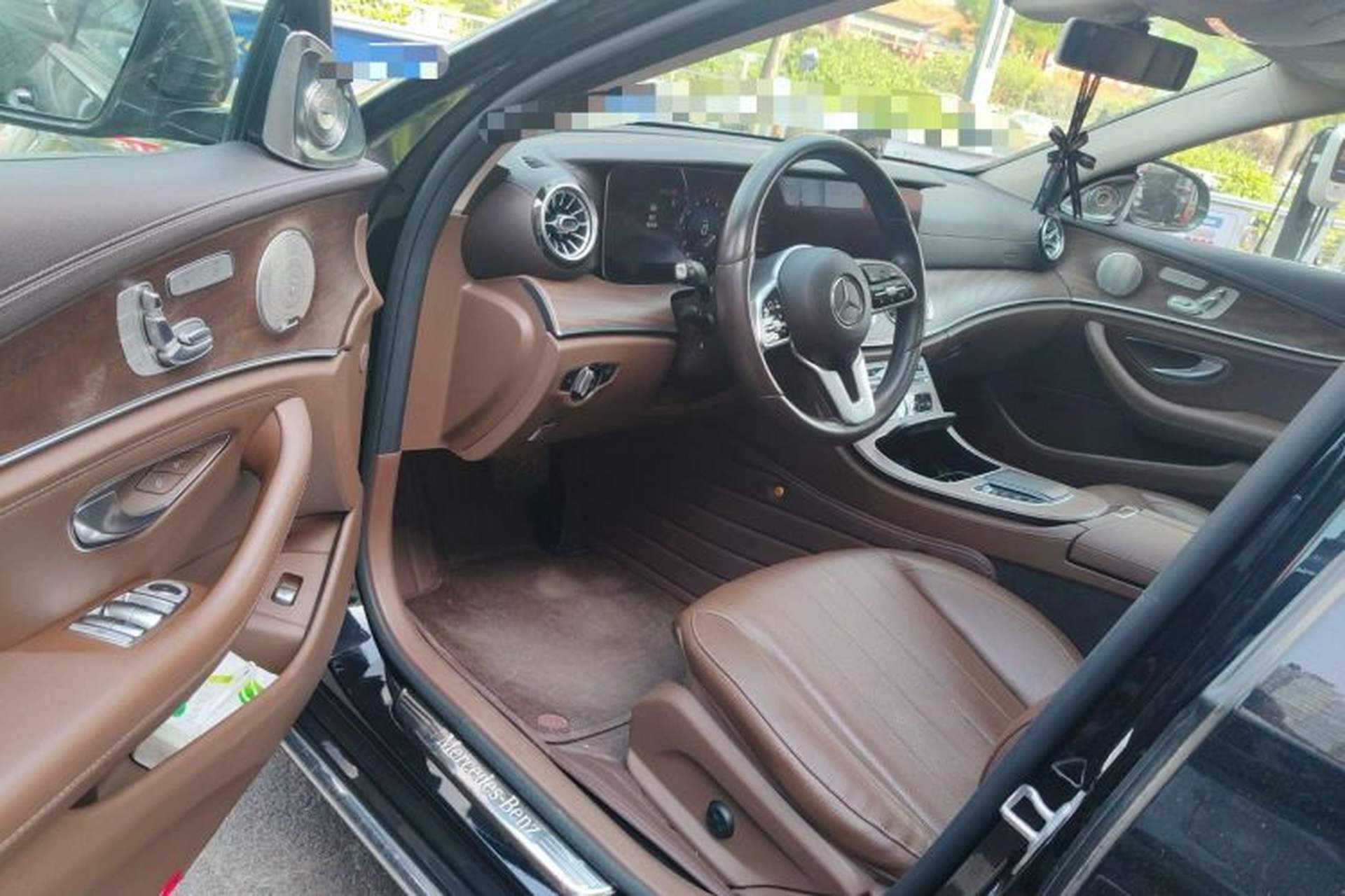 Used Mercedes-Benz E-Class 2019 Facelifted E 300 L Stylish Version Driver Seat