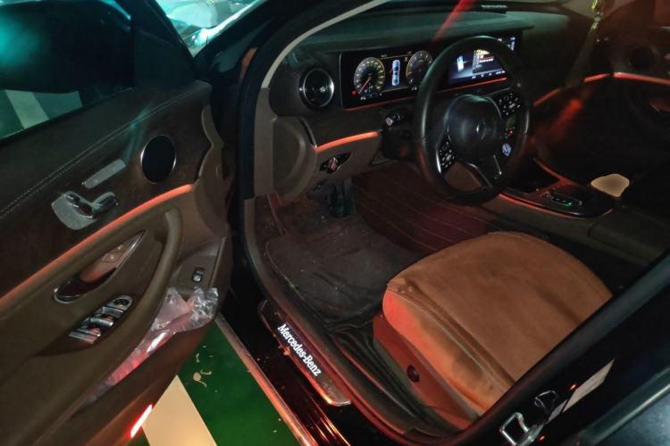 Used Mercedes-Benz E-Class 2019 Facelifted E 300 L Stylish Version Driver Seat
