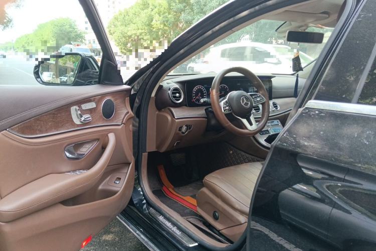 Used Mercedes-Benz E-Class 2019 Facelifted E 300 L Stylish Version Driver Seat