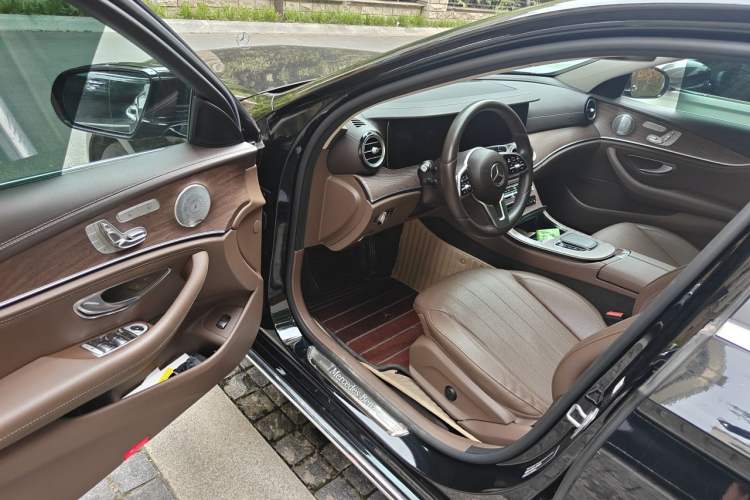 Used Mercedes-Benz E-Class 2019 Restyled E 300 L Luxury Edition Driver Seat