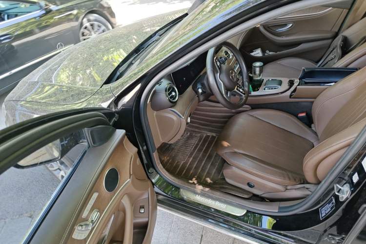 Used Mercedes-Benz E-Class 2019 Restyled E 300 L Sporty and Stylish Edition Driver Seat