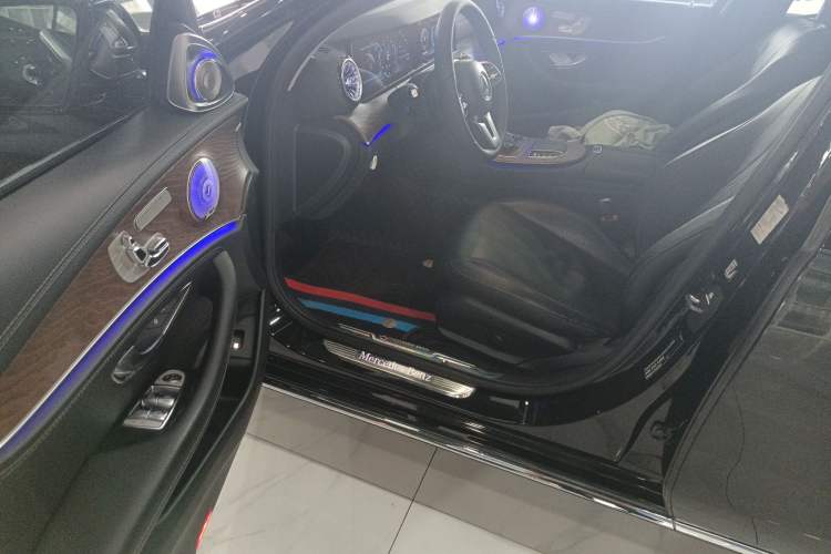 Used Mercedes-Benz E-Class 2019 E 300 L Stylish Model Driver Seat