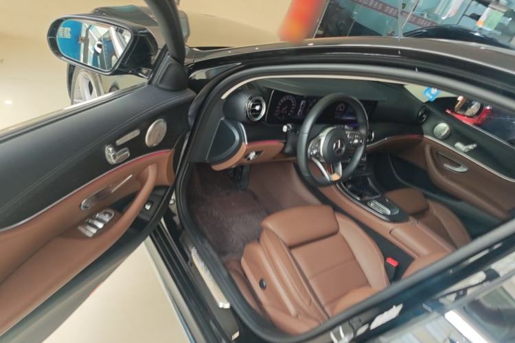 Used Mercedes-Benz E-Class 2019 E 260 L Sport Edition Driver Seat