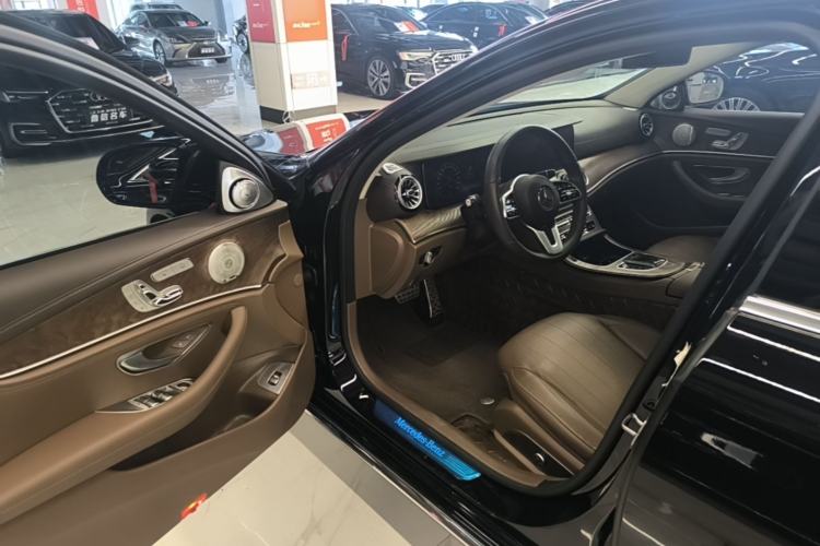 Used Mercedes-Benz E-Class 2019 Facelifted E 300 L Stylish Version Driver Seat