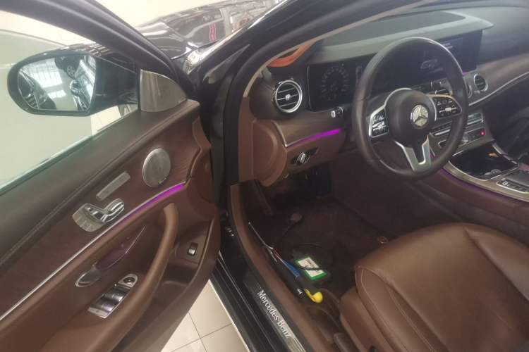 Used Mercedes-Benz E-Class 2019 Facelifted E 300 L Stylish Version Driver Seat
