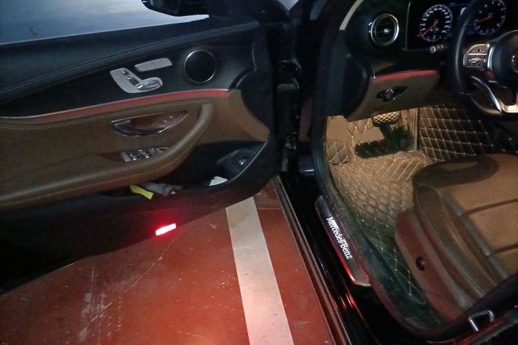 Used Mercedes-Benz E-Class 2019 Restyled E 300 L Sporty and Stylish Edition Driver Seat