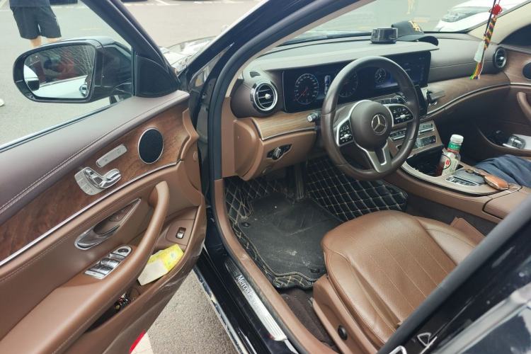 Used Mercedes-Benz E-Class 2019 Facelifted E 300 L Stylish Version Driver Seat