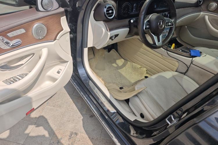 Used Mercedes-Benz E-Class 2019 Facelifted E 300 L Stylish Version Driver Seat