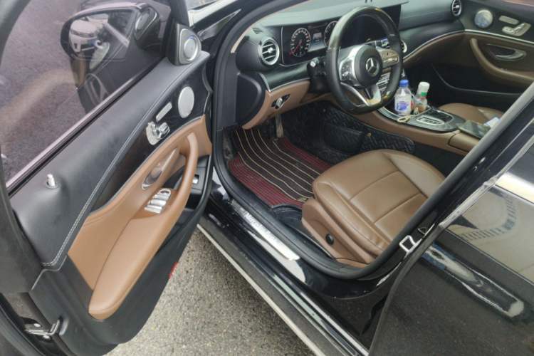 Used Mercedes-Benz E-Class 2019 Restyled E 300 L Sporty and Stylish Edition Driver Seat