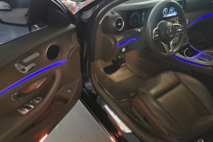 Used Mercedes-Benz E-Class 2019 E 260 L Driver Seat