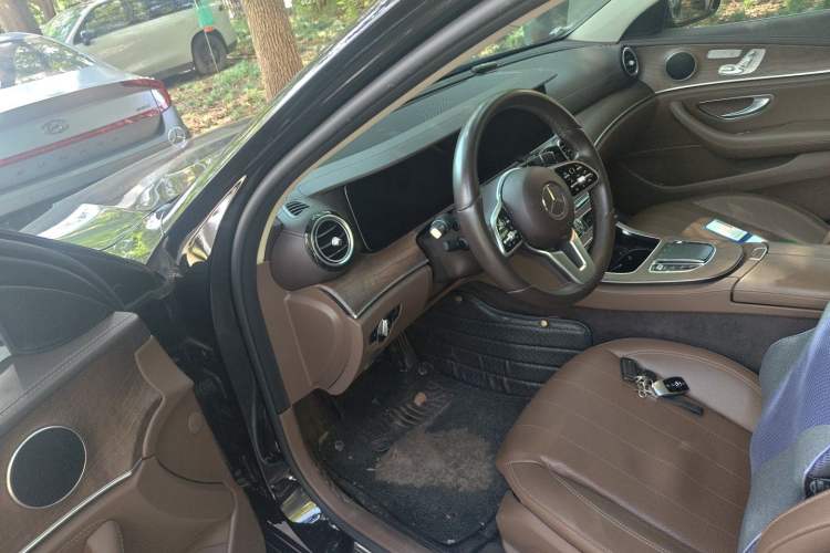 Used Mercedes-Benz E-Class 2019 Facelifted E 300 L Stylish Version Driver Seat