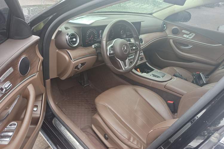 Used Mercedes-Benz E-Class 2019 Facelifted E 300 L Stylish Version Driver Seat