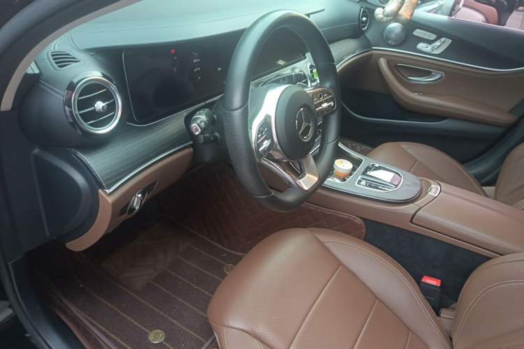 Used Mercedes-Benz E-Class 2019 Restyled E 300 L Sporty and Stylish Edition Driver Seat