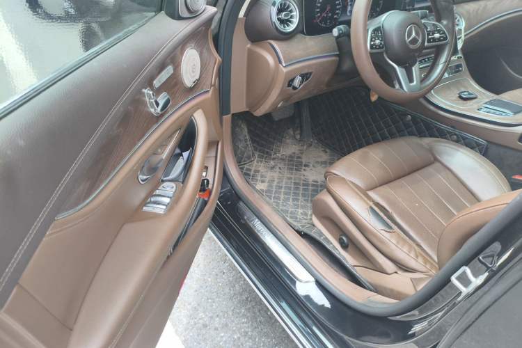 Used Mercedes-Benz E-Class 2019 E 260 L 4MATIC Driver Seat