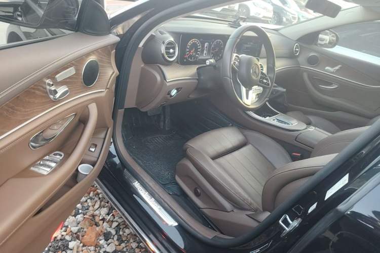 Used Mercedes-Benz E-Class 2019 E 200 L Driver Seat