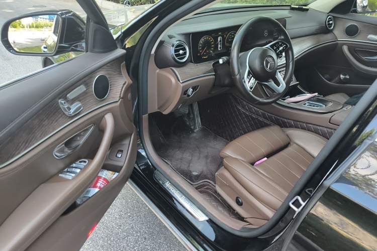 Used Mercedes-Benz E-Class 2019 E 260 L Driver Seat