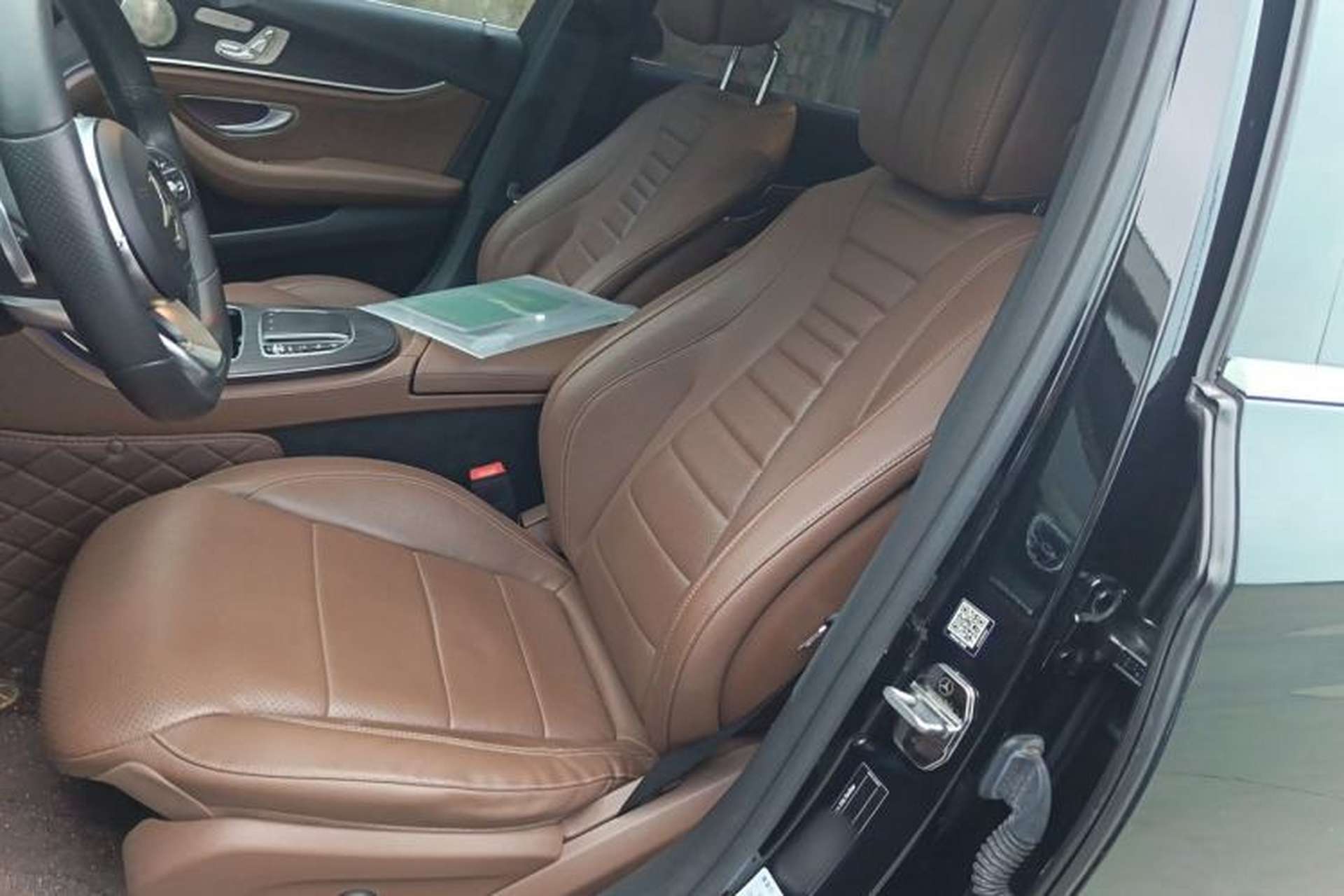 Used Mercedes-Benz E-Class 2019 Restyled E 300 L Sporty and Stylish Edition Driver Seat
