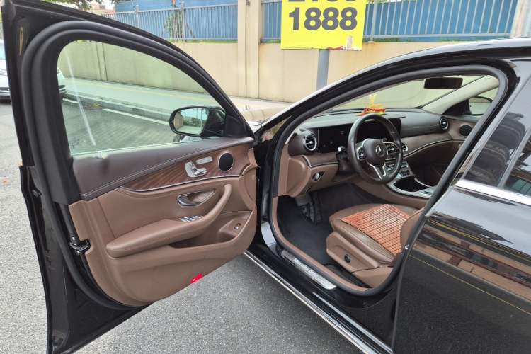 Used Mercedes-Benz E-Class 2019 E 300 L Luxury Model Driver Seat