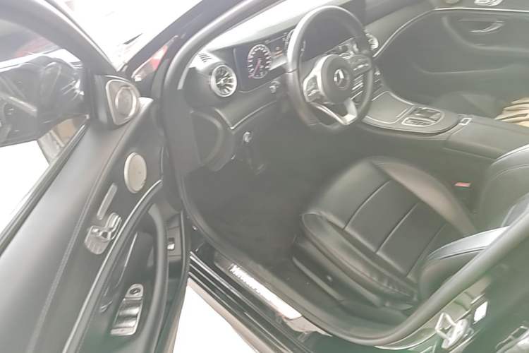 Used Mercedes-Benz E-Class 2019 Restyled E 300 L Sporty and Stylish Edition Driver Seat
