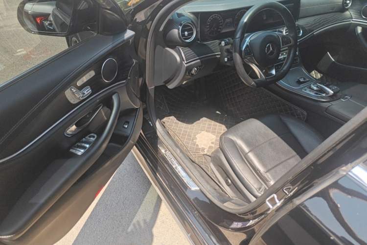 Used Mercedes-Benz E-Class 2019 E 300 L Sporty and Stylish Model Driver Seat
