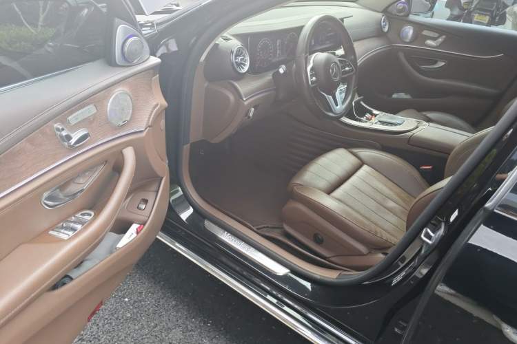 Used Mercedes-Benz E-Class 2019 E 260 L 4MATIC Driver Seat