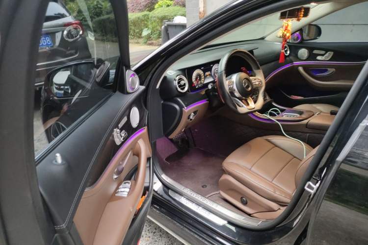 Used Mercedes-Benz E-Class 2019 E 300 L Sport Luxury Edition Driver Seat