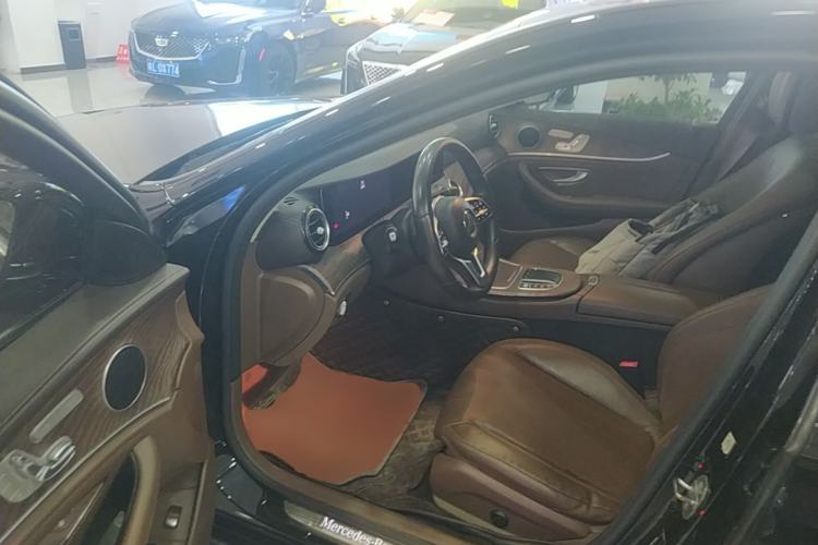 Used Mercedes-Benz E-Class 2019 Facelifted E 300 L Stylish Version Driver Seat