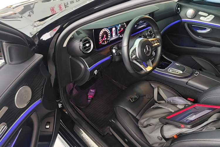 Used Mercedes-Benz E-Class 2019 Restyled E 300 L Sport Luxury Edition Driver Seat