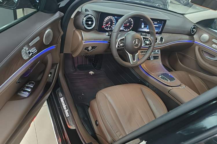 Used Mercedes-Benz E-Class 2019 Facelifted E 300 L Stylish Version Driver Seat