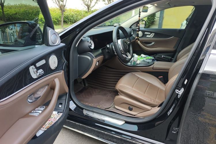 Used Mercedes-Benz E-Class 2019 E 300 L Sport Luxury Edition Driver Seat