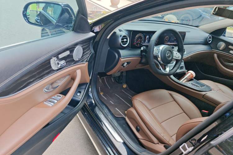 Used Mercedes-Benz E-Class 2019 Restyled E 300 L Sport Luxury Edition Driver Seat