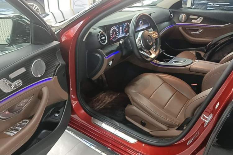 Used Mercedes-Benz E-Class 2019 Restyled E 300 L Sport Luxury Edition Driver Seat