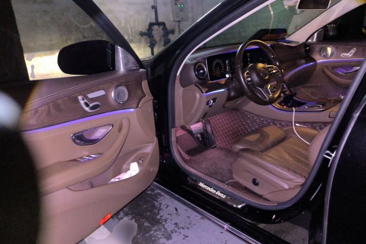 Used Mercedes-Benz E-Class 2019 E 200 L Driver Seat