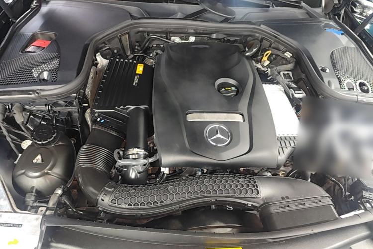 Used Mercedes-Benz E-Class 2019 E 200 L Engine Bay