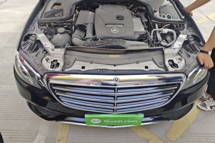 Used Mercedes-Benz E-Class 2019 E 200 L Engine Bay
