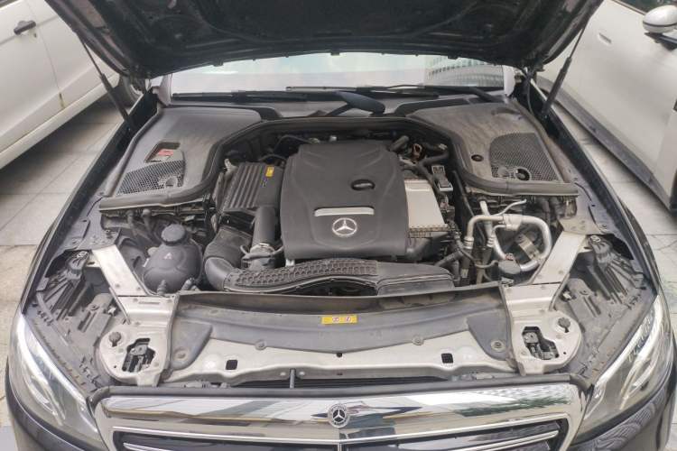 Used Mercedes-Benz E-Class 2019 E 300 L Luxury Model Engine Bay