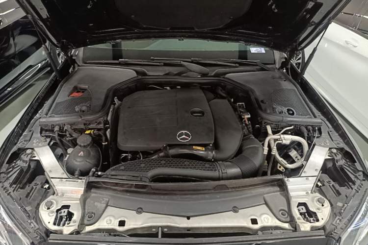 Used Mercedes-Benz E-Class 2019 Restyled E 300 L Sporty and Stylish Edition Engine Bay