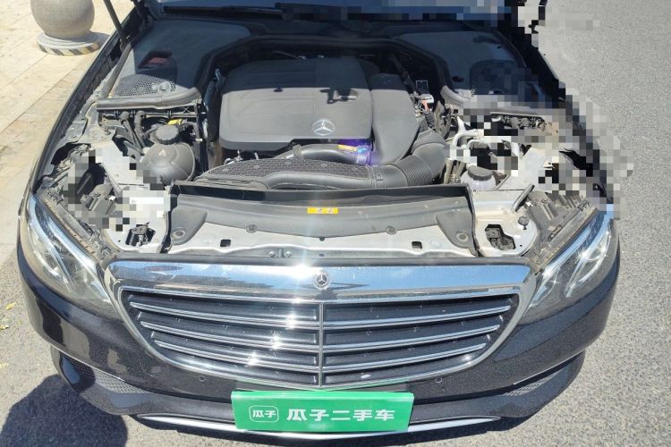 Used Mercedes-Benz E-Class 2019 E 260 L Engine Bay