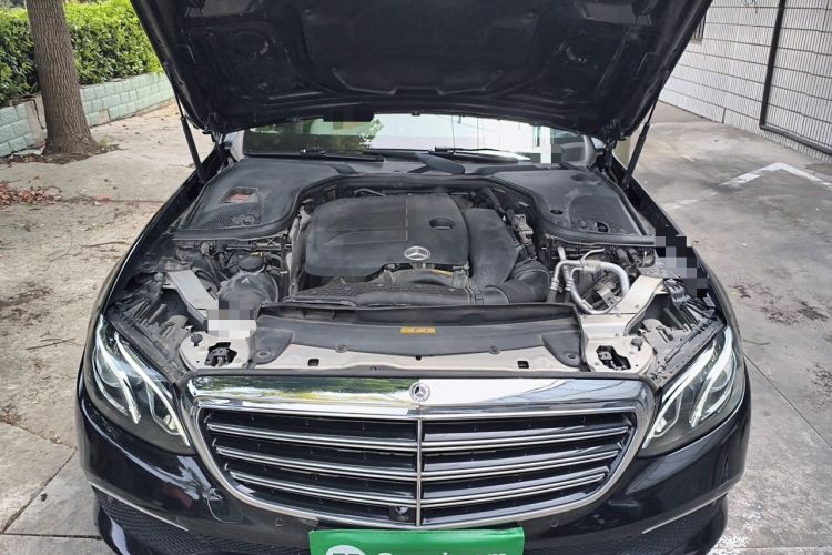 Used Mercedes-Benz E-Class 2019 E 300 L Luxury Model Engine Bay