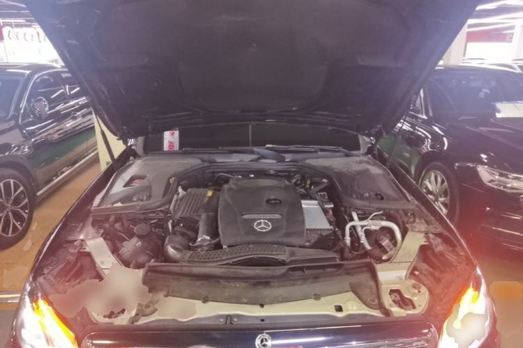 Used Mercedes-Benz E-Class 2019 E 300 L Luxury Model Engine Bay