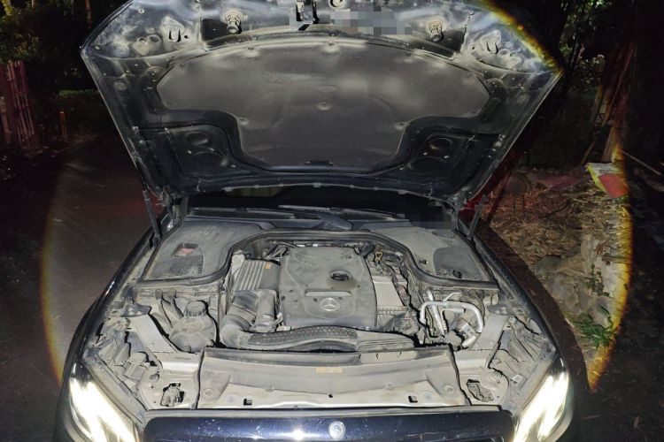 Used Mercedes-Benz E-Class 2019 E 200 Sport Edition Engine Bay