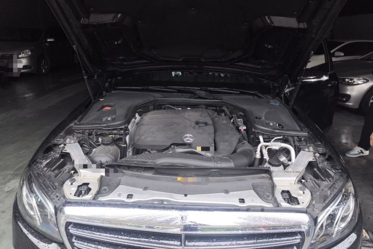 Used Mercedes-Benz E-Class 2019 E 260 L 4MATIC Engine Bay