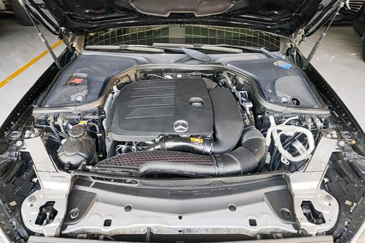 Used Mercedes-Benz E-Class 2019 Restyled E 300 L Sport Luxury Edition Engine Bay