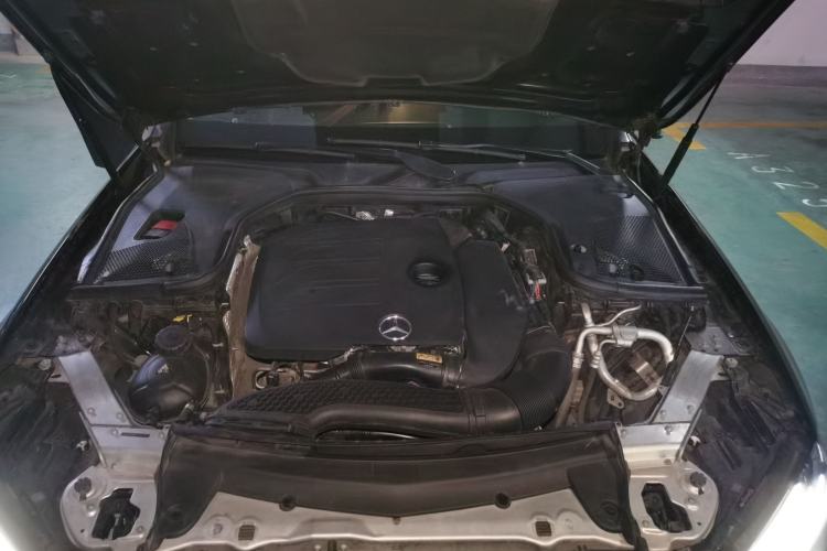 Used Mercedes-Benz E-Class 2019 Restyled E 300 L Luxury Edition Engine Bay