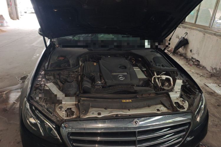 Used Mercedes-Benz E-Class 2019 E 200 L Engine Bay