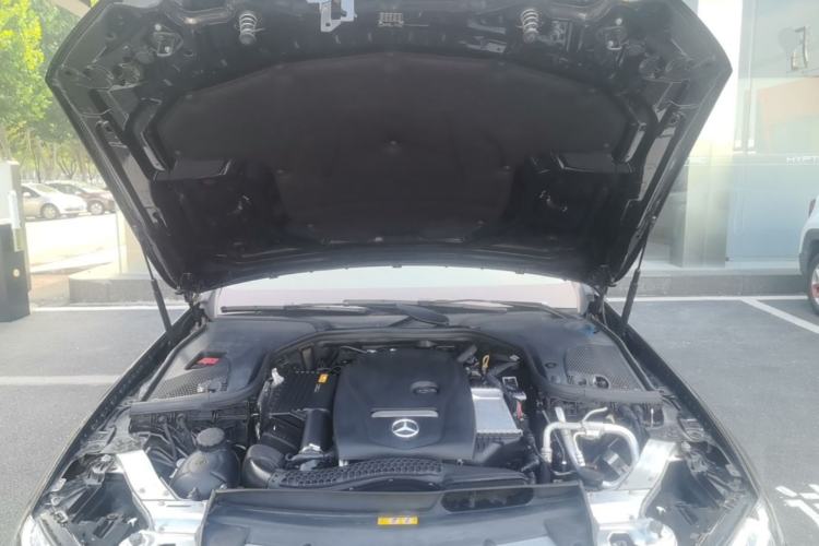 Used Mercedes-Benz E-Class 2019 E 200 L Sport Edition Engine Bay