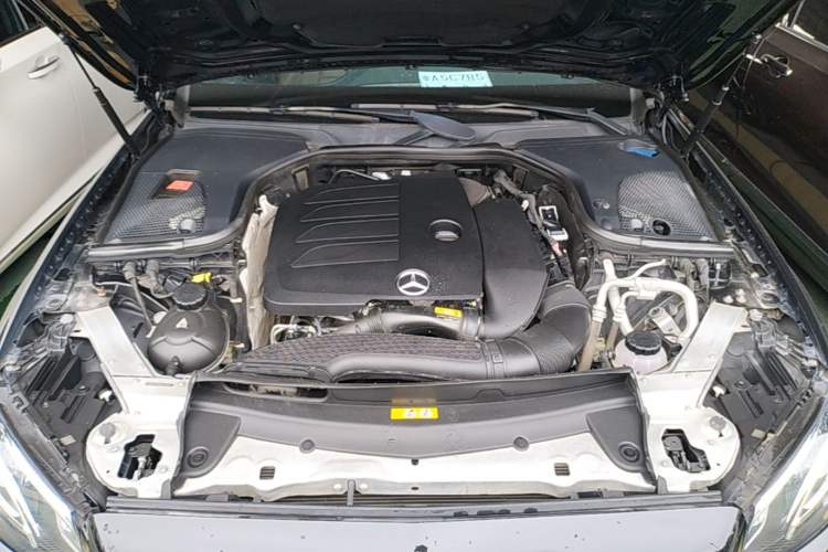 Used Mercedes-Benz E-Class 2019 E 260 L Sport Edition Engine Bay
