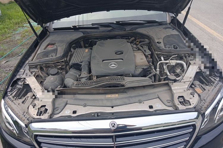 Used Mercedes-Benz E-Class 2019 E 300 L Luxury Model Engine Bay