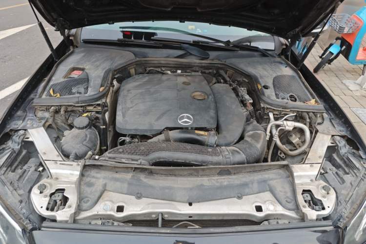 Used Mercedes-Benz E-Class 2019 Restyled E 300 L Sporty and Stylish Edition Engine Bay